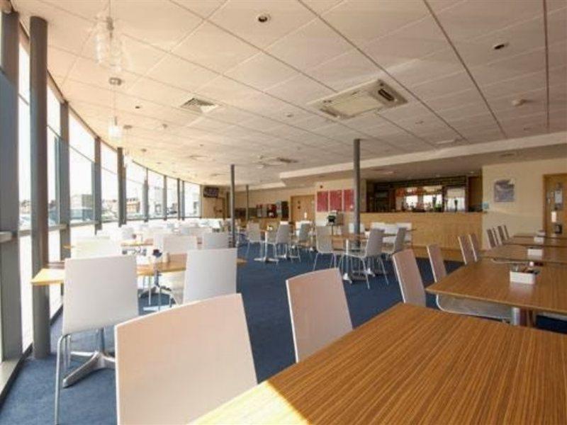Travelodge Blackpool South Shore Exterior photo